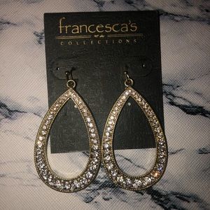 Brand new dangle earrings!